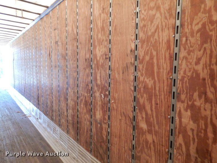 image for item DR2046 2005 Wabash  dry van trailer