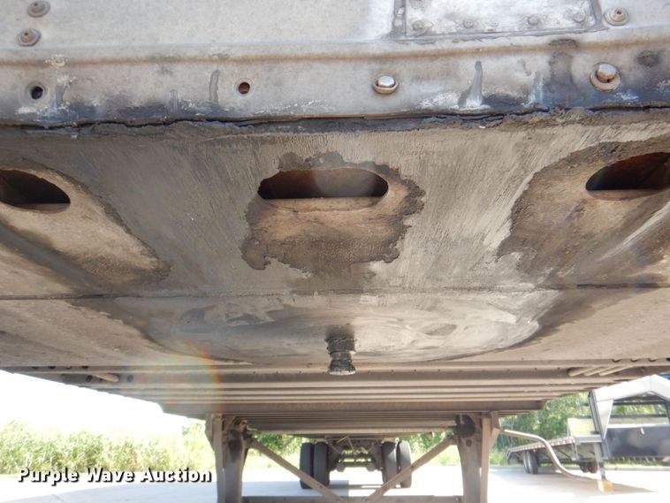 image for item DR2046 2005 Wabash  dry van trailer