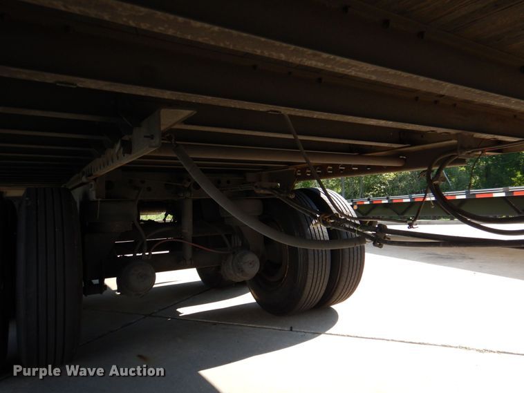image for item DR2046 2005 Wabash  dry van trailer
