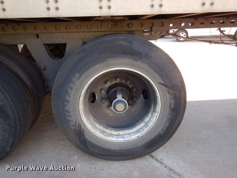 image for item DR2046 2005 Wabash  dry van trailer