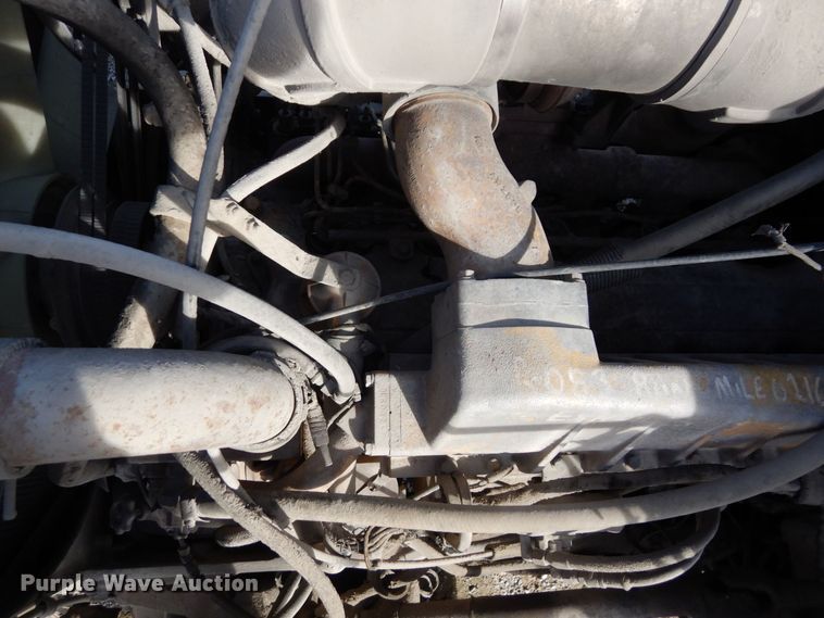 image for item DS1531 1993 Peterbilt 357  roll-off container truck