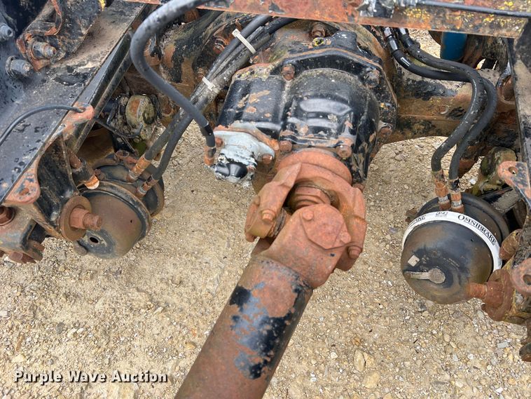 image for item JU9716 Peterbilt  truck chassis