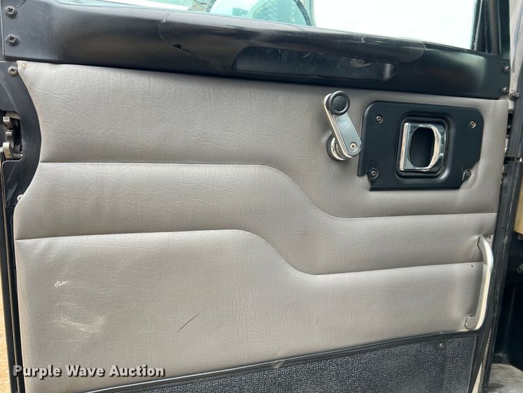 image for item JU9726 2008 Peterbilt 335  rollback truck