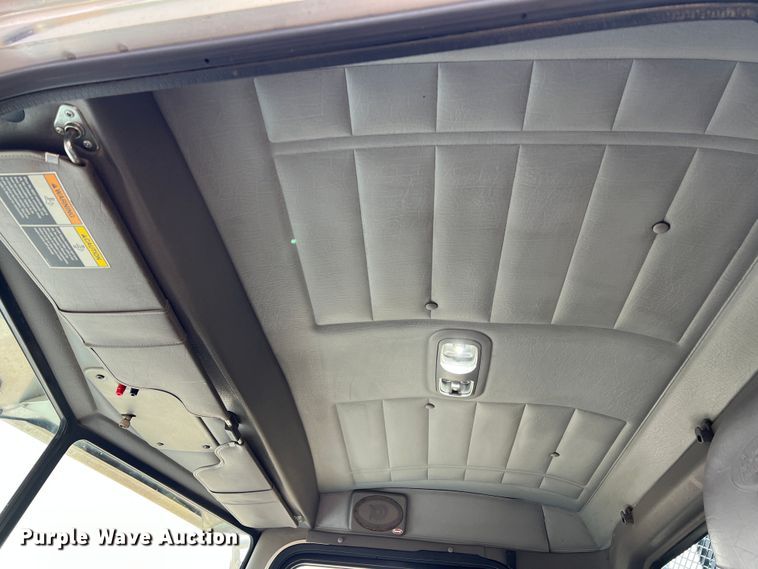 image for item JU9726 2008 Peterbilt 335  rollback truck