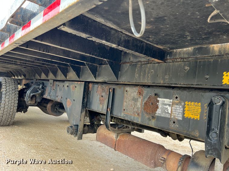 image for item JU9726 2008 Peterbilt 335  rollback truck