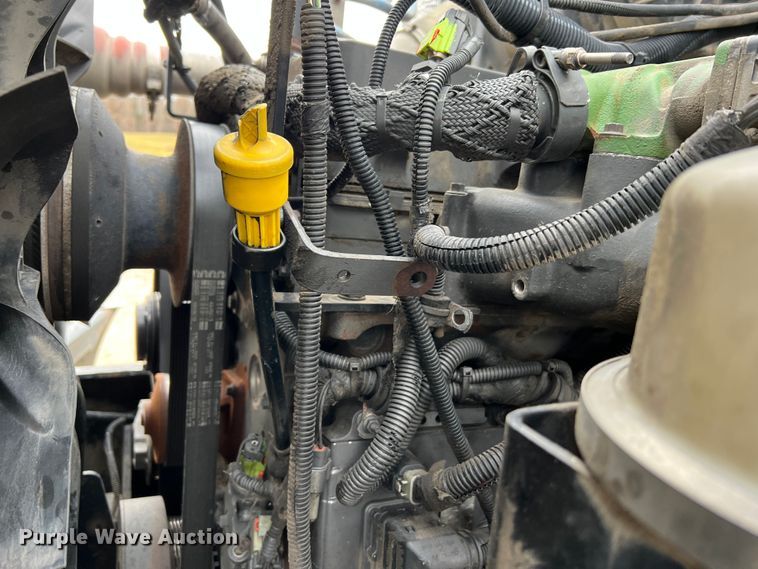 image for item JU9726 2008 Peterbilt 335  rollback truck