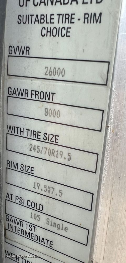 image for item JU9726 2008 Peterbilt 335  rollback truck