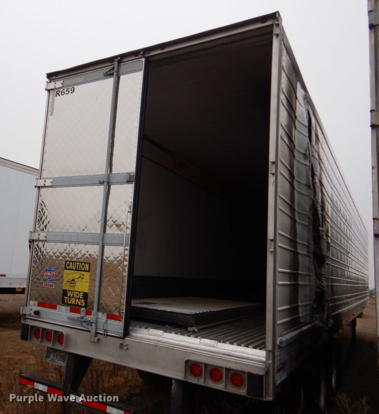 image for item LT9014 2022 Utility  refrigerated van trailer