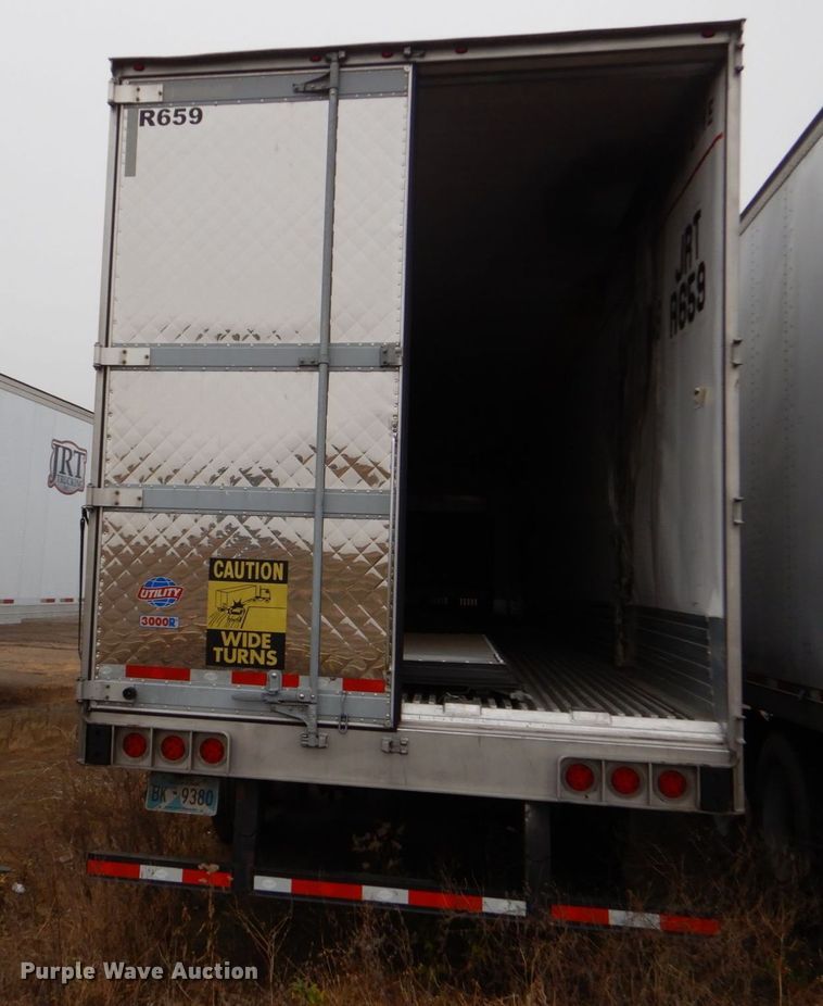 image for item LT9014 2022 Utility  refrigerated van trailer