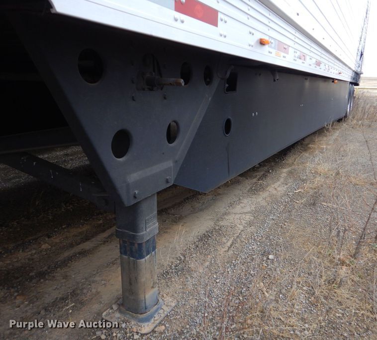 image for item LT9014 2022 Utility  refrigerated van trailer