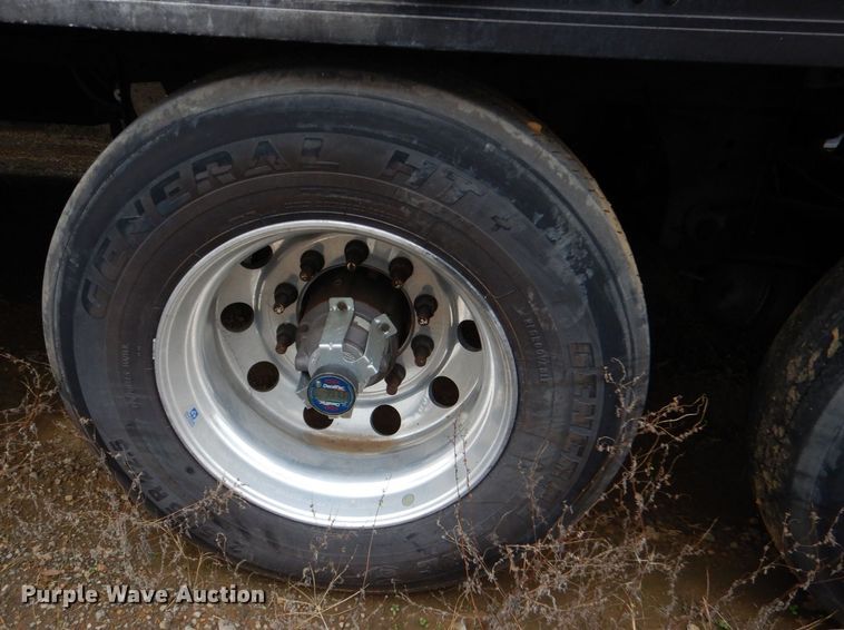 image for item LT9014 2022 Utility  refrigerated van trailer