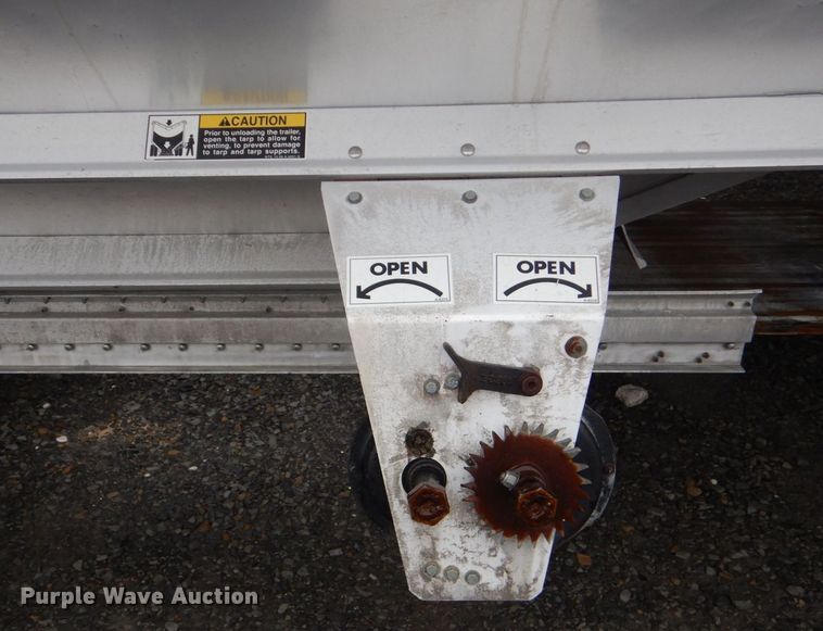 image for item LT9015 2012 Wilson DWH-550  grain trailer