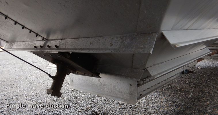 image for item LT9015 2012 Wilson DWH-550  grain trailer