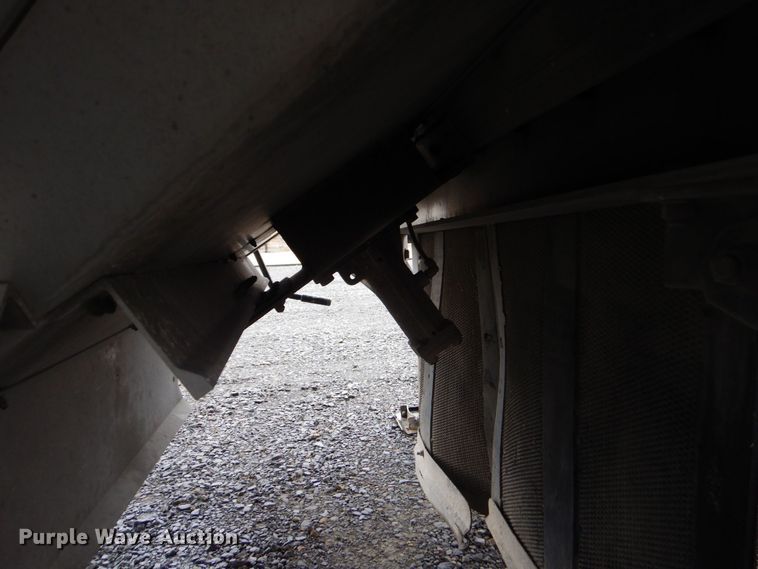 image for item LT9015 2012 Wilson DWH-550  grain trailer