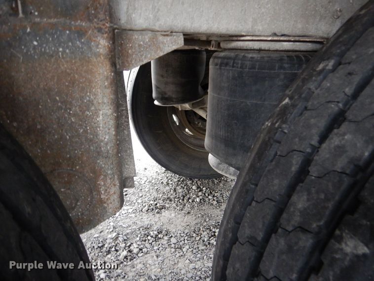 image for item LT9015 2012 Wilson DWH-550  grain trailer