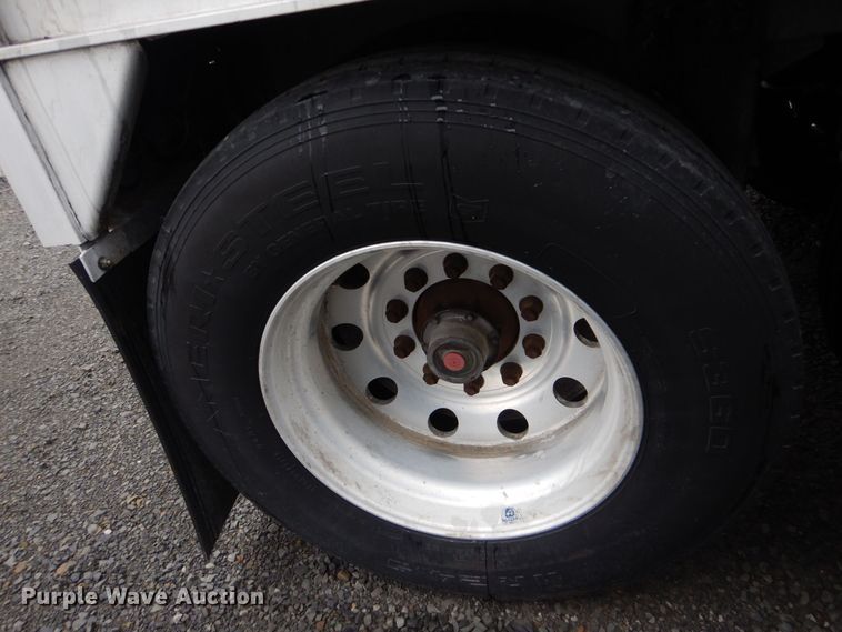 image for item LT9015 2012 Wilson DWH-550  grain trailer