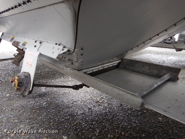 image for item LT9016 2013 Timpte  grain trailer