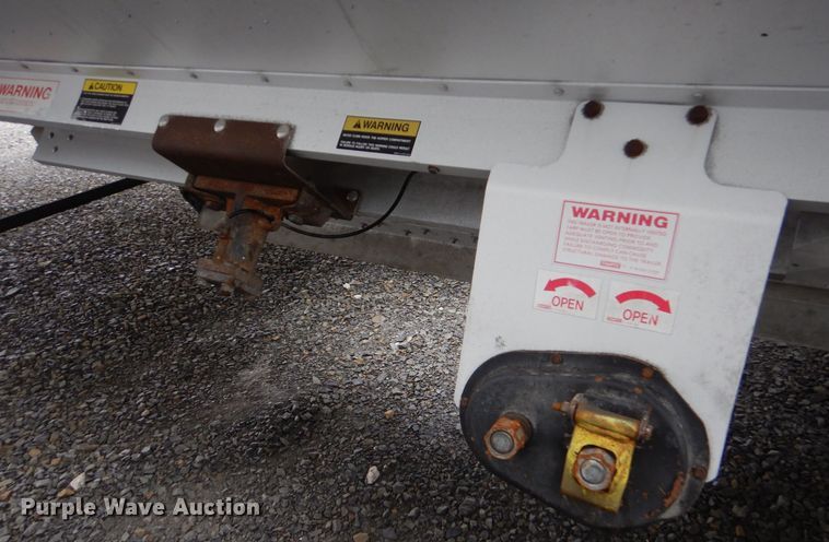 image for item LT9016 2013 Timpte  grain trailer