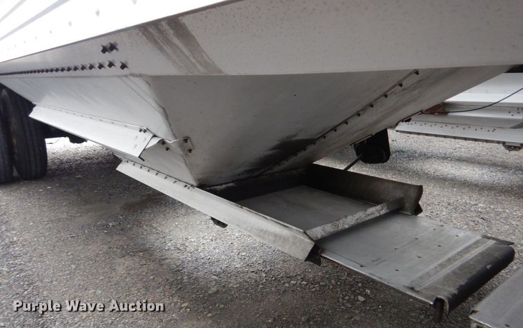 image for item LT9016 2013 Timpte  grain trailer