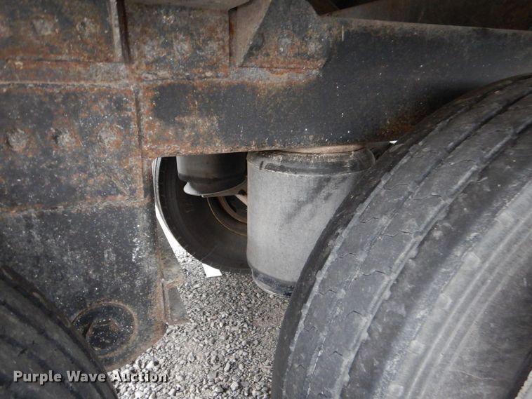 image for item LT9016 2013 Timpte  grain trailer