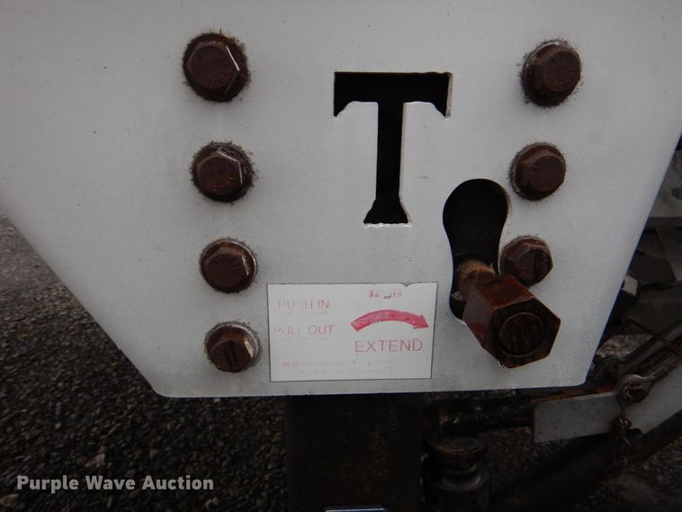 image for item LT9016 2013 Timpte  grain trailer