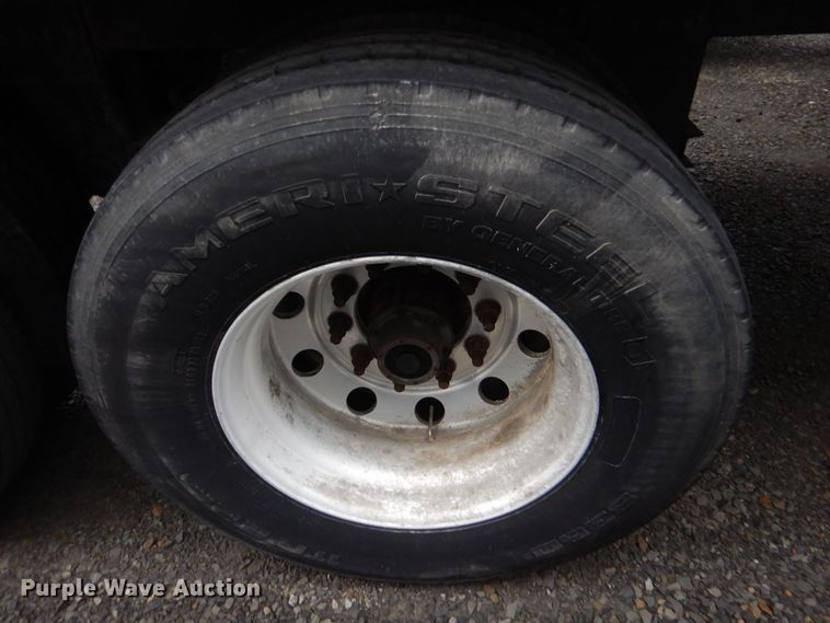 image for item LT9016 2013 Timpte  grain trailer