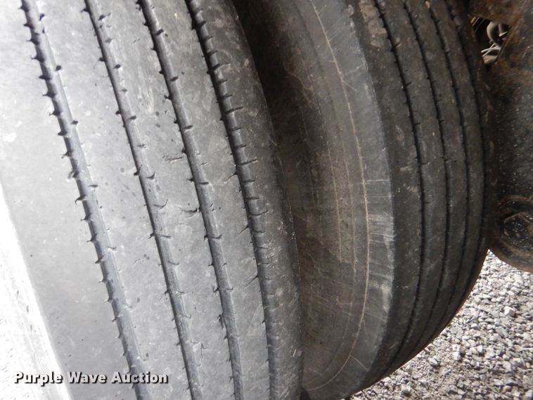 image for item LT9016 2013 Timpte  grain trailer