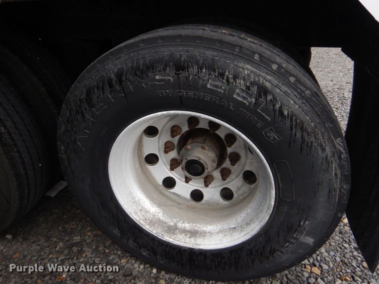 image for item LT9016 2013 Timpte  grain trailer