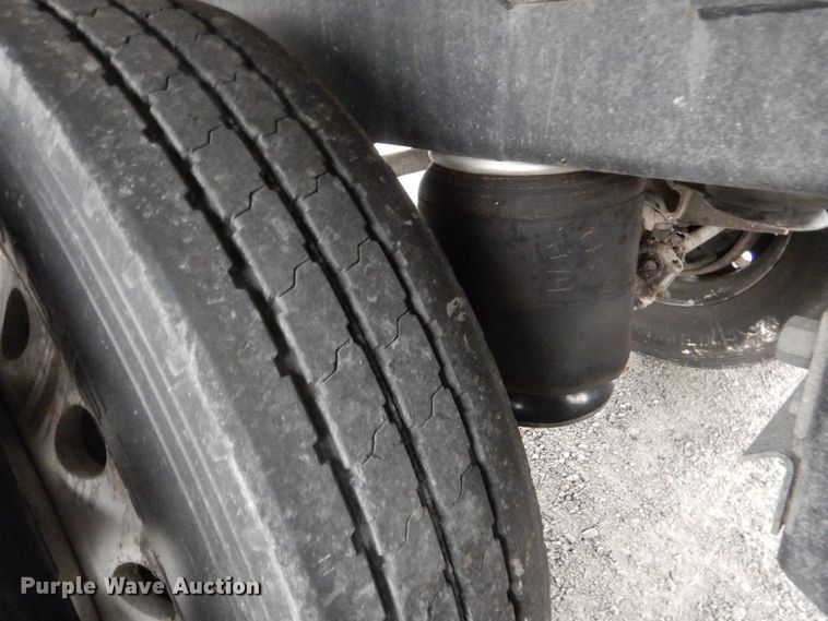 image for item LT9017 2017 Timpte  grain trailer