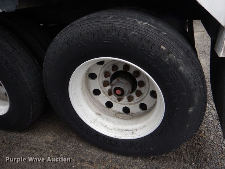 image for item LT9017 2017 Timpte  grain trailer