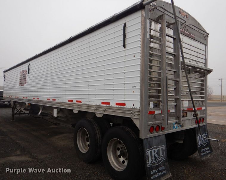 image for item LT9018 2015 Timpte  grain trailer