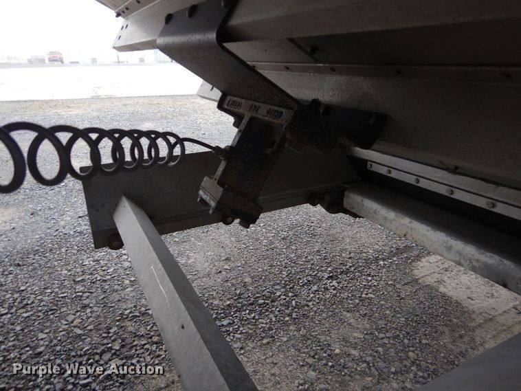 image for item LT9018 2015 Timpte  grain trailer