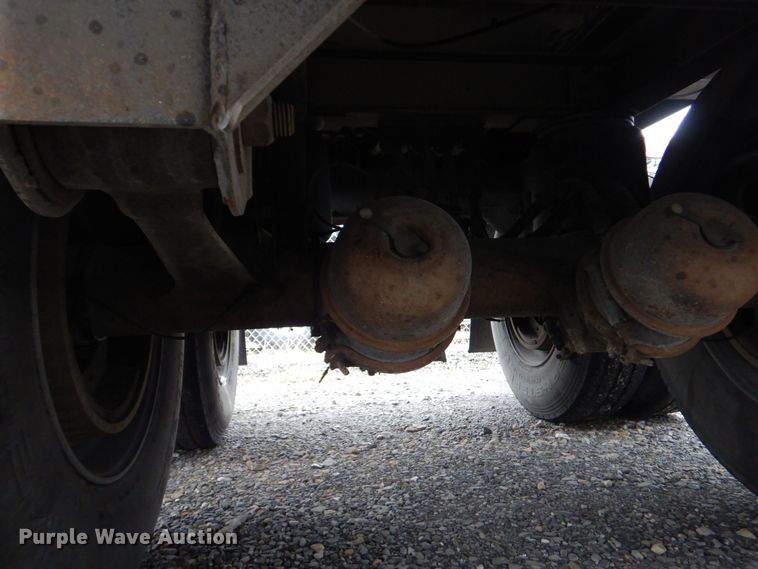 image for item LT9018 2015 Timpte  grain trailer