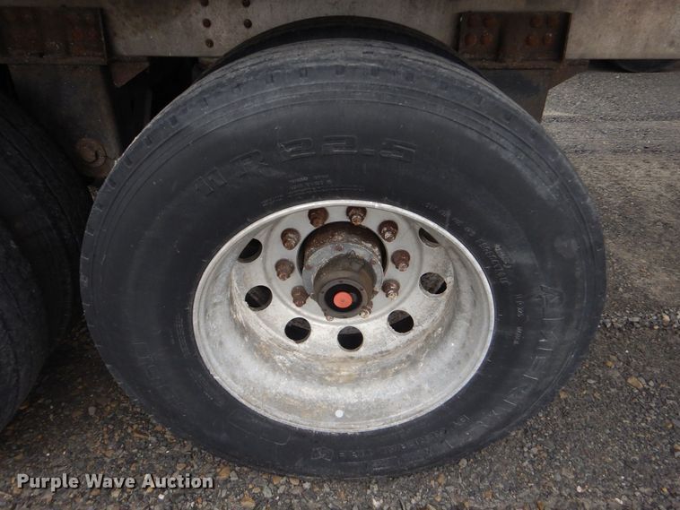 image for item LT9018 2015 Timpte  grain trailer