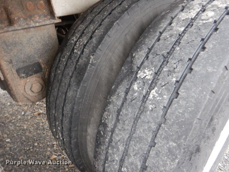 image for item LT9018 2015 Timpte  grain trailer