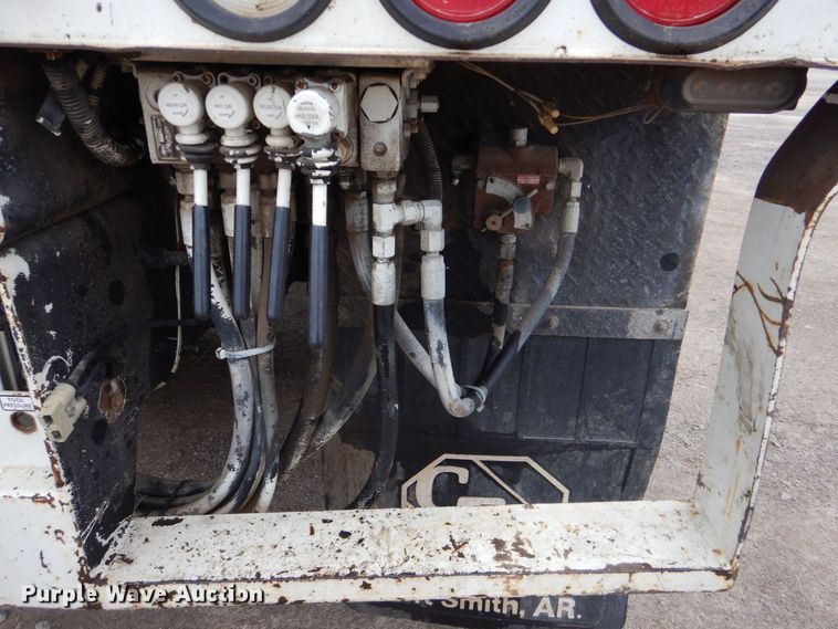 image for item MM9591 2009 International 7400  digger derrick truck