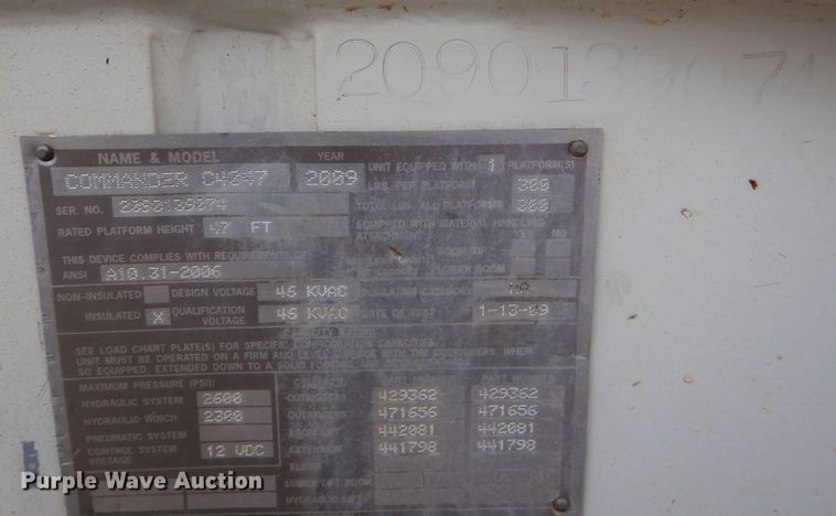 image for item MM9591 2009 International 7400  digger derrick truck