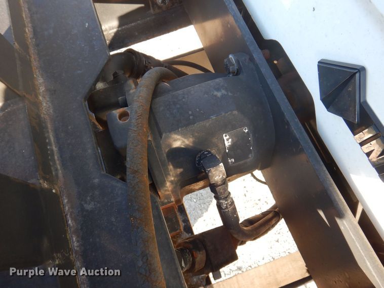 image for item MW9362 2000 International 4900  dump truck