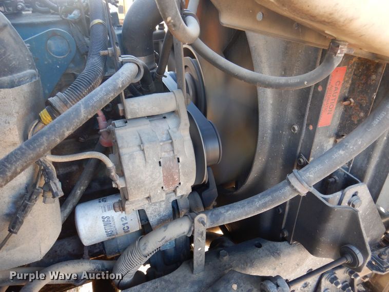 image for item MW9362 2000 International 4900  dump truck