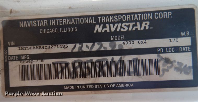 image for item MW9362 2000 International 4900  dump truck