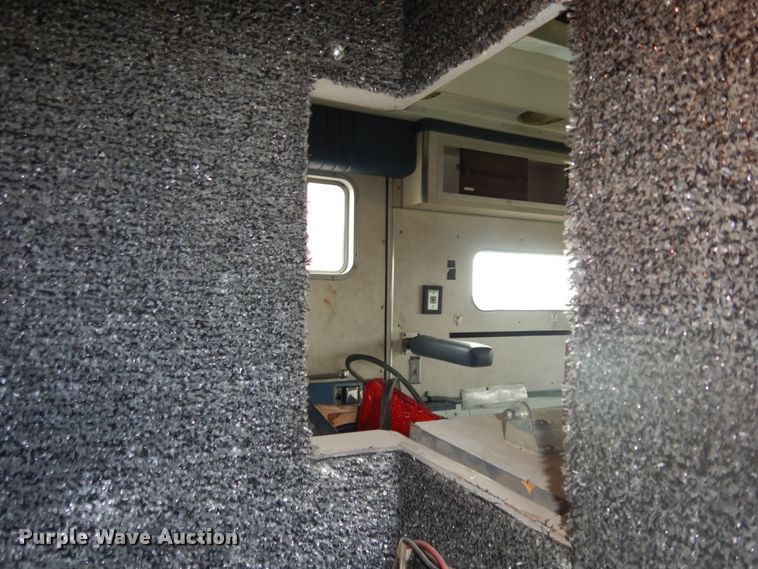 image for item DI6848 1993 Ford E350  ambulance