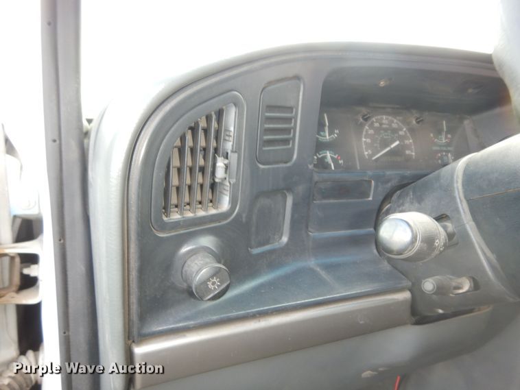 image for item DI6848 1993 Ford E350  ambulance