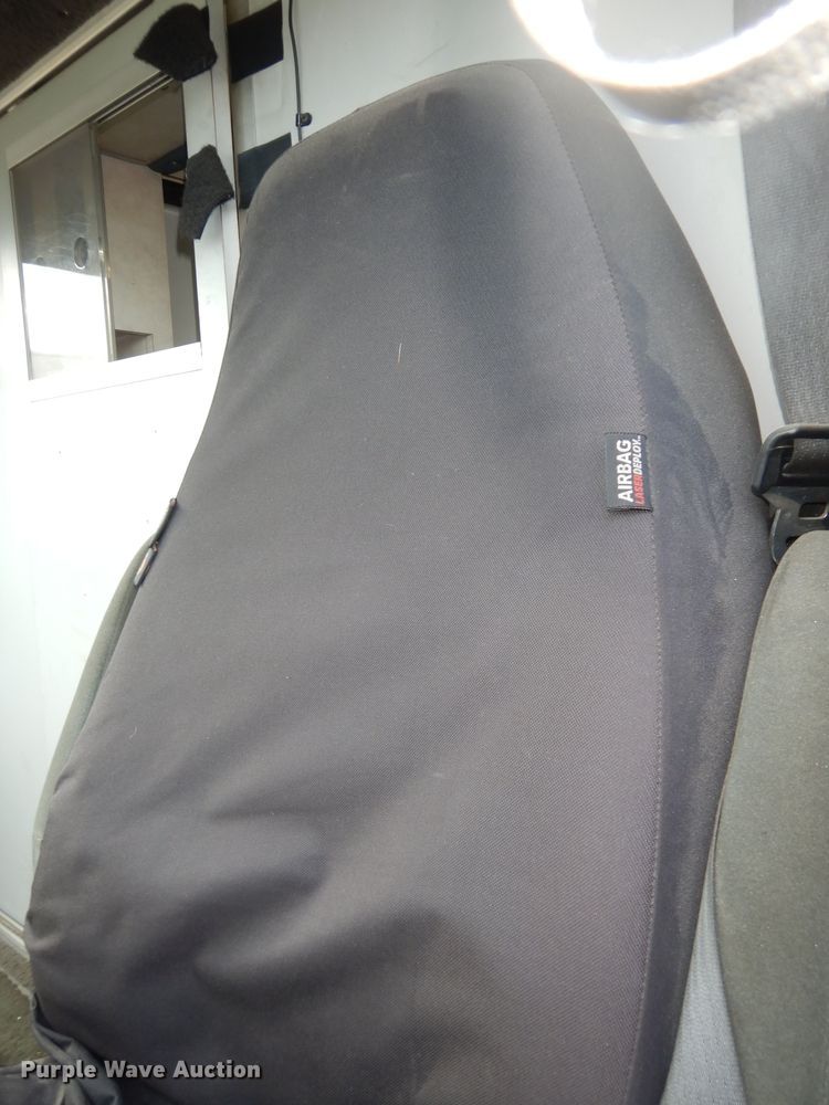 image for item DI6848 1993 Ford E350  ambulance