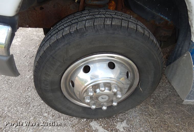 image for item DI6848 1993 Ford E350  ambulance