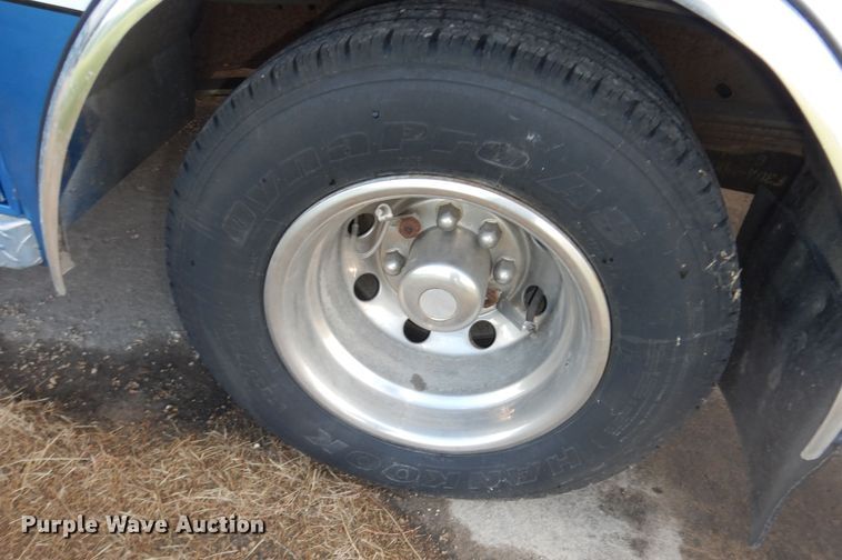 image for item DI6848 1993 Ford E350  ambulance