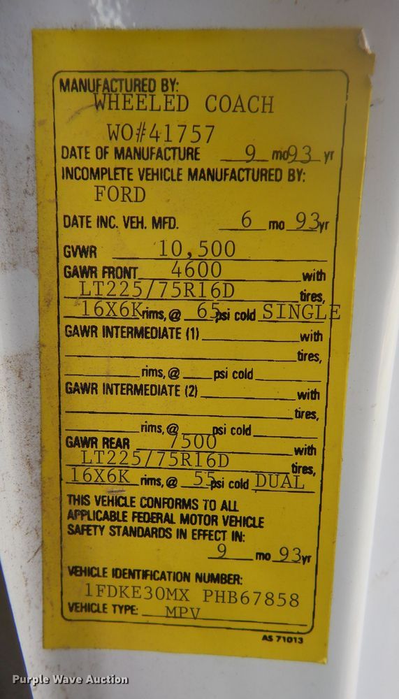 image for item DI6848 1993 Ford E350  ambulance