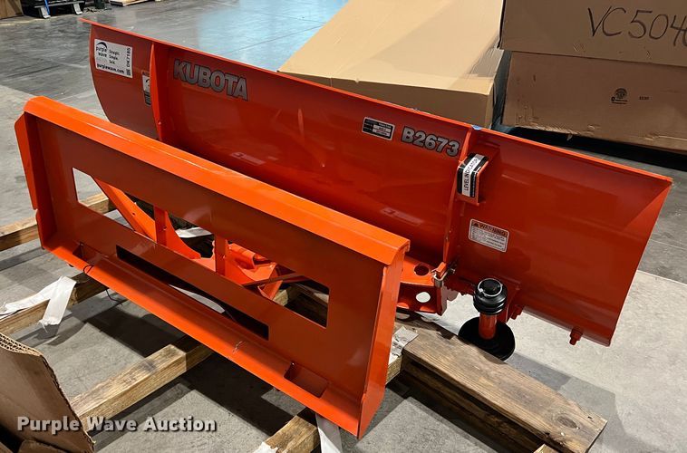Kubota B2673 skid steer snow blade in Grapevine, TX Item DK7185 sold