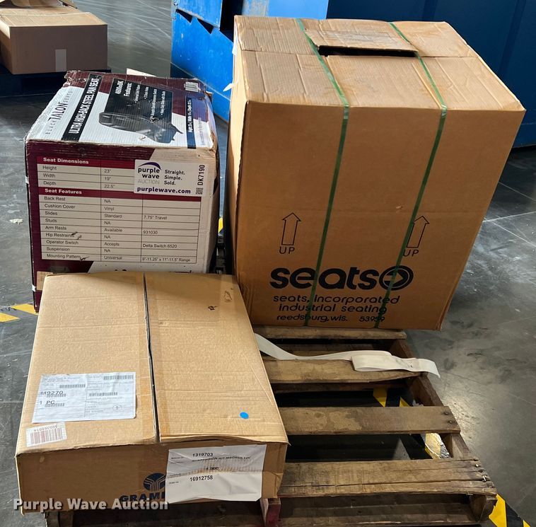 image for item DK7190 Kubota  seats