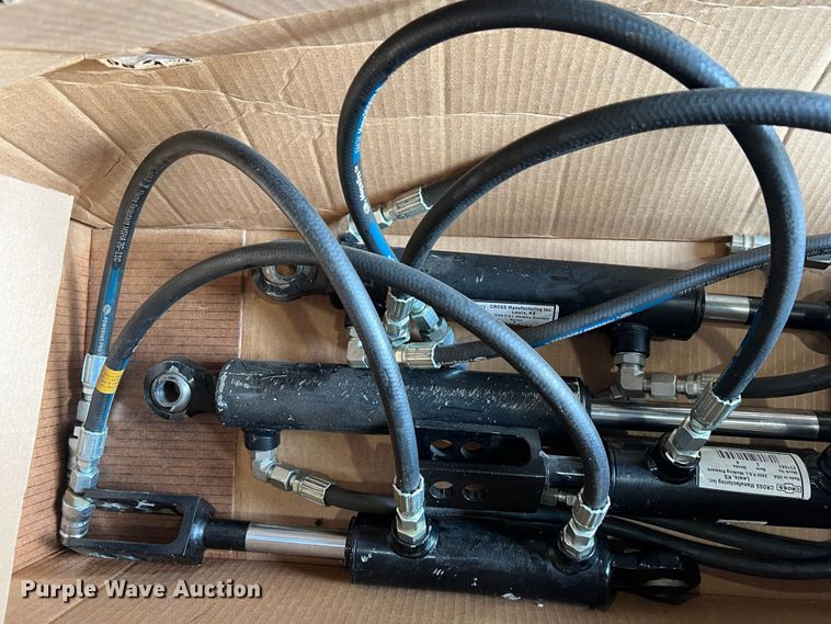 image for item DK7199 Kubota  valve kits