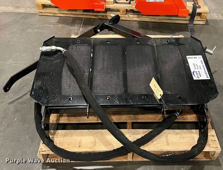 image for item DK7200 Kubota  oil cooler